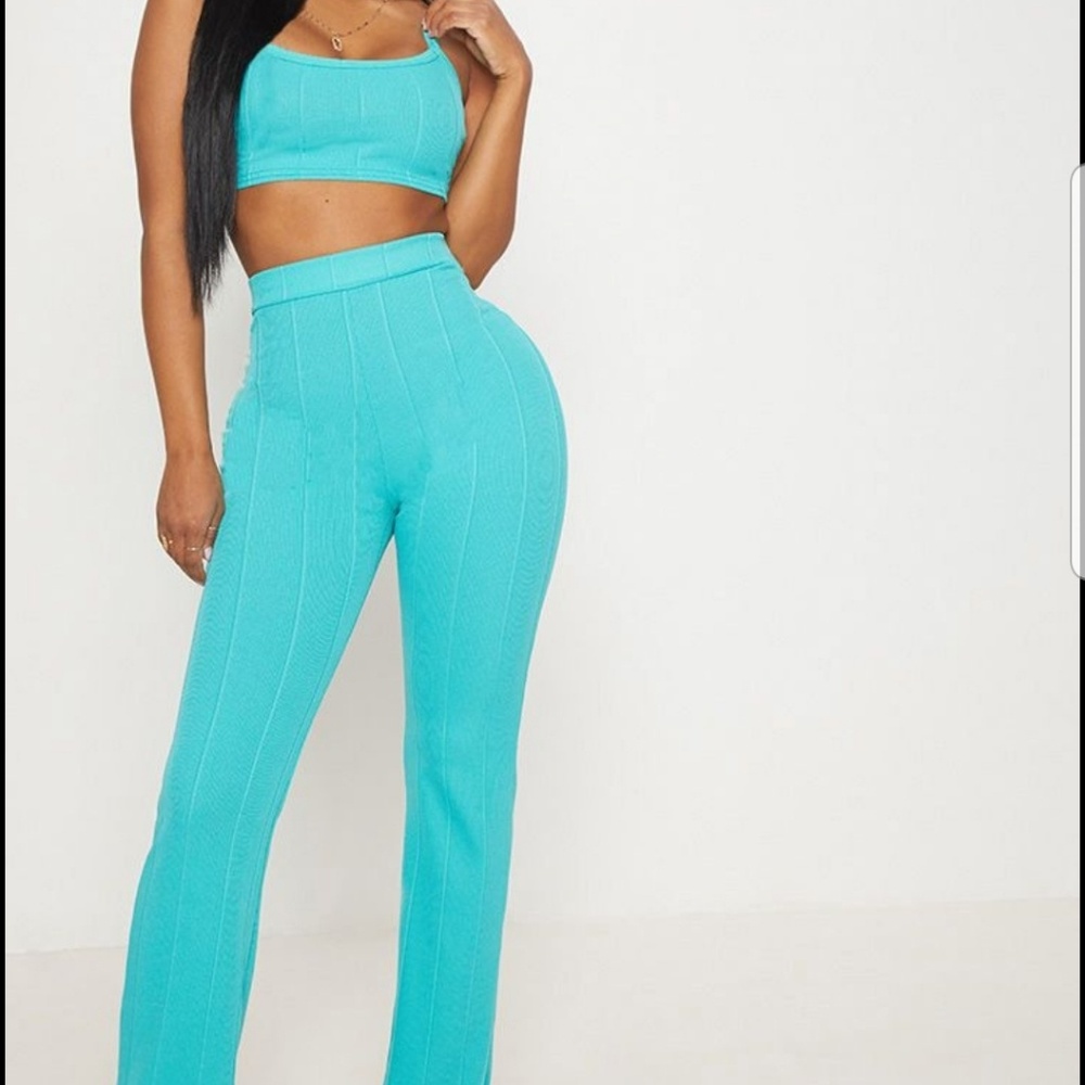 Crop top pants set
